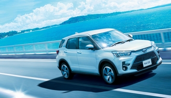 Z（ハイブリッド・2WD）