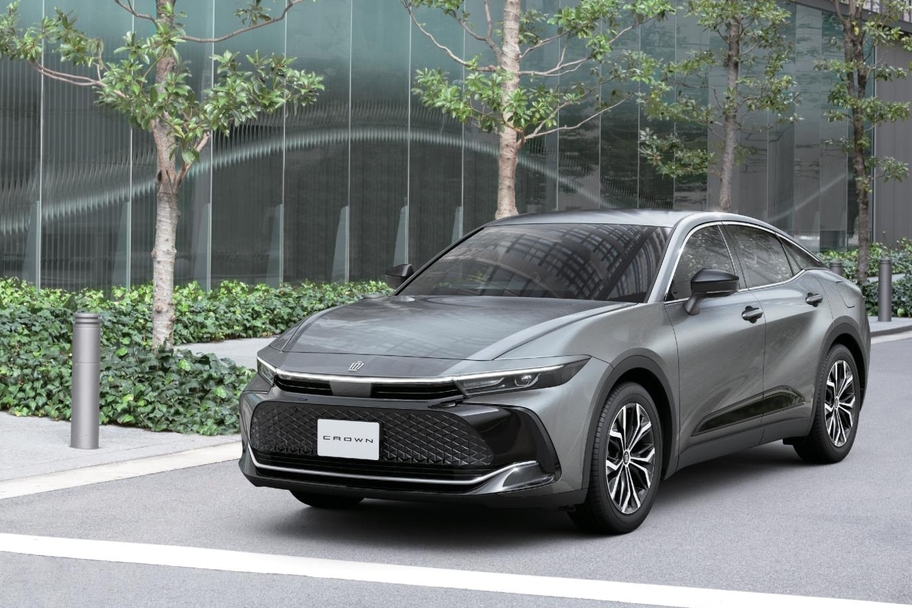 CROSSOVER G(2.5Lハイブリッド車)