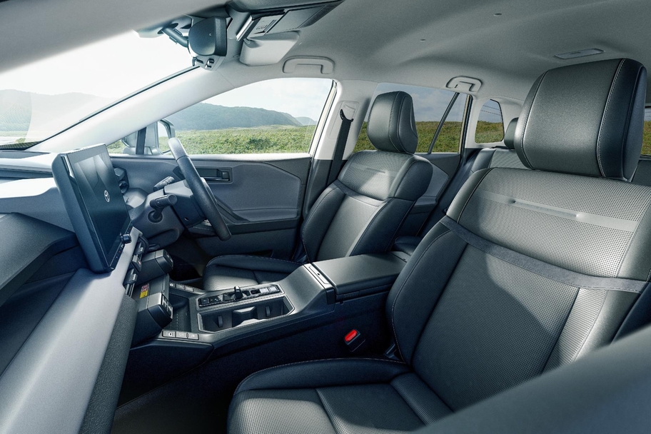 Z（ハイブリッド）