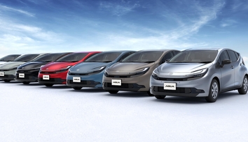 （左端）：X（2WD）