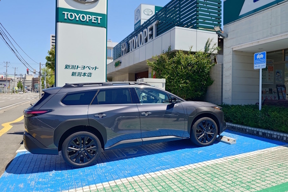 新潟本店　充電器4